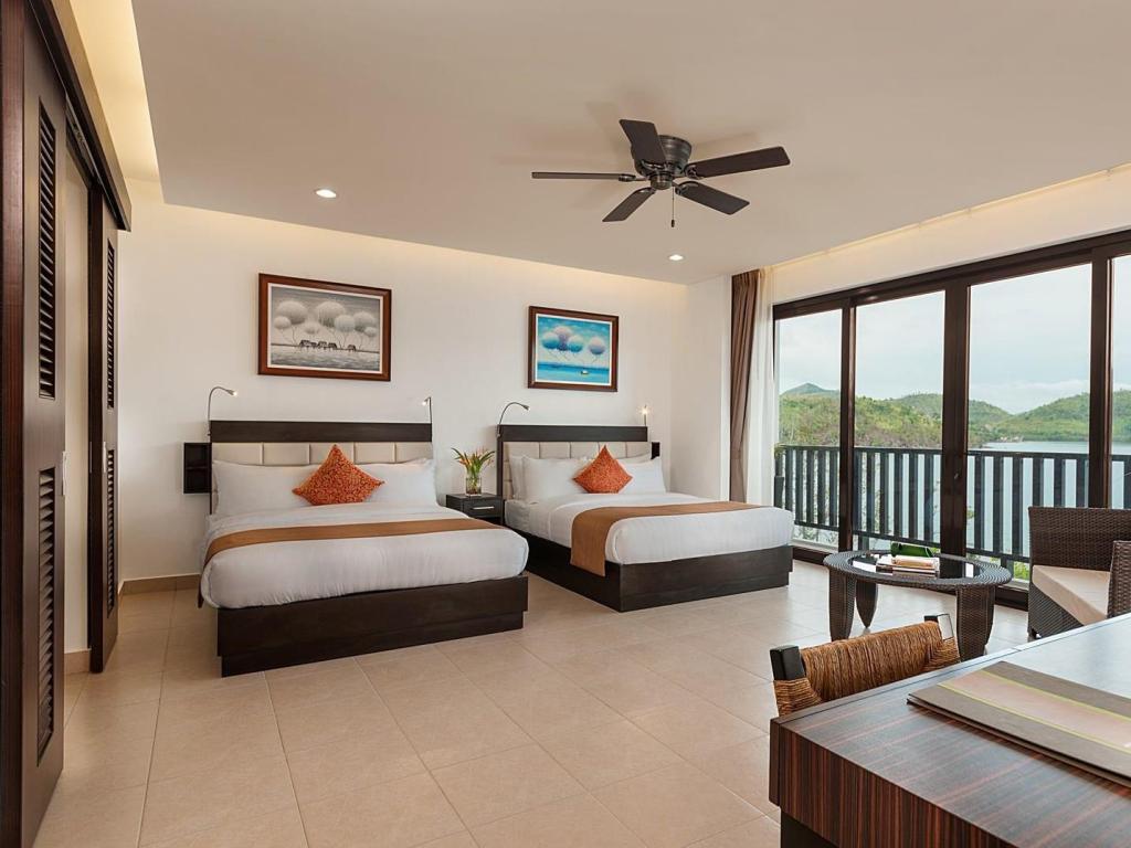 บูซวนก้าเบย์ลอดจ์ Hotel บูซวงกา ภายนอก รูปภาพ
